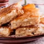 Баница с извара и мас