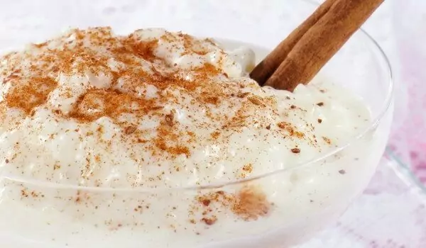 Мляко с ориз