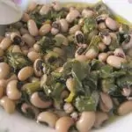 Боб със спанак